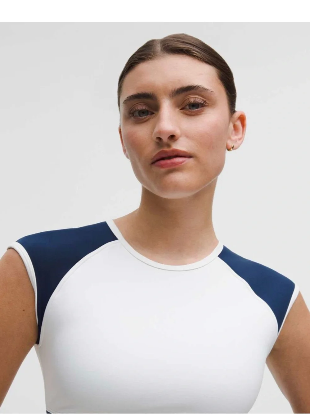 Lululemon Nulu Cropped Short Sleeve Shirt Retro Remix White Blue Green NWT XXS